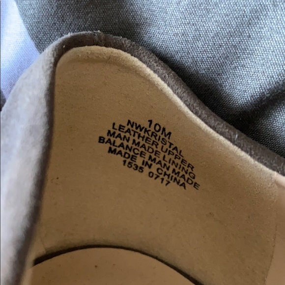 Grey suede stilettos. - Picture 4 of 5